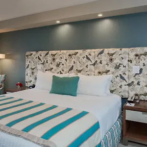 The - Newark Airport West Hotel